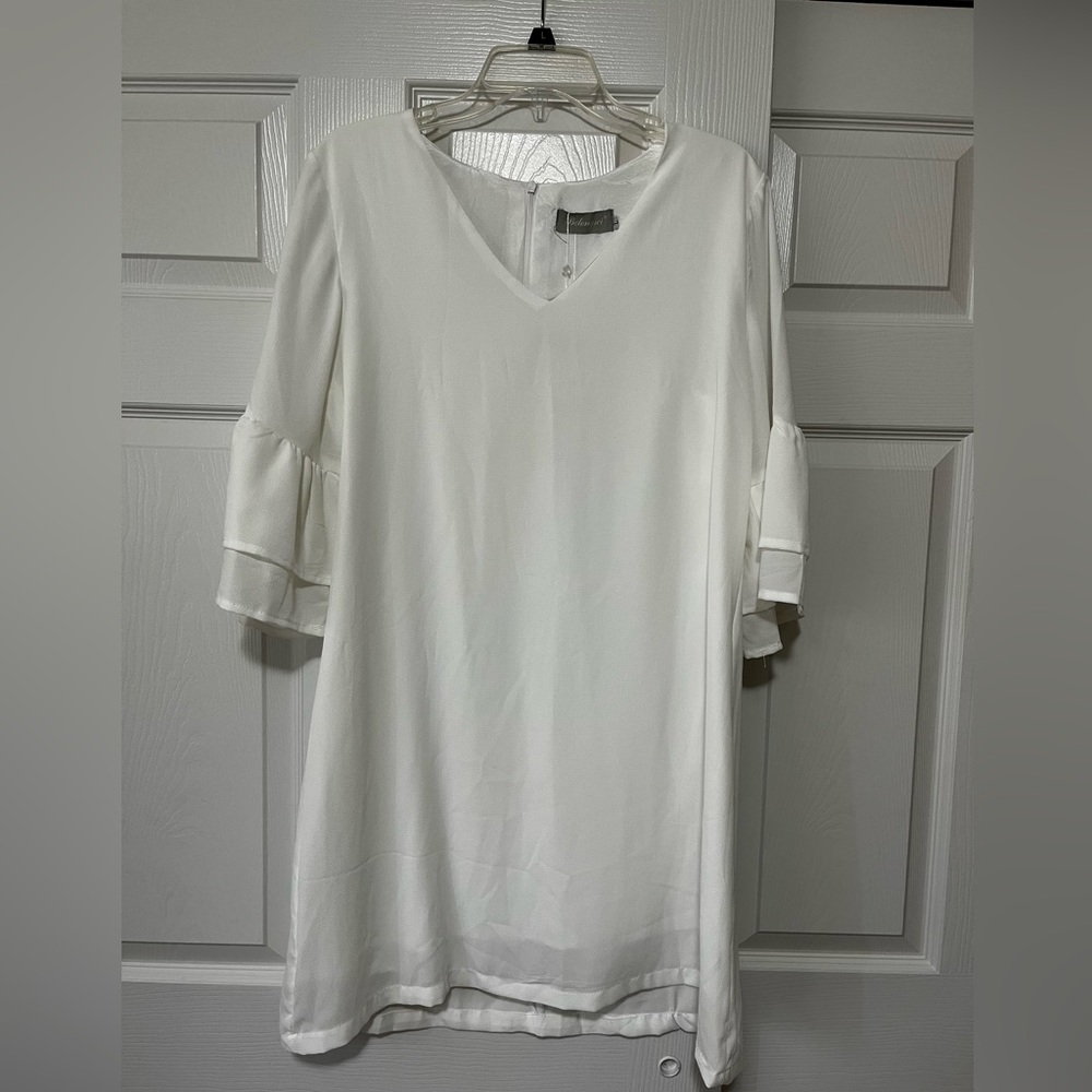 Women’s white dress NWT